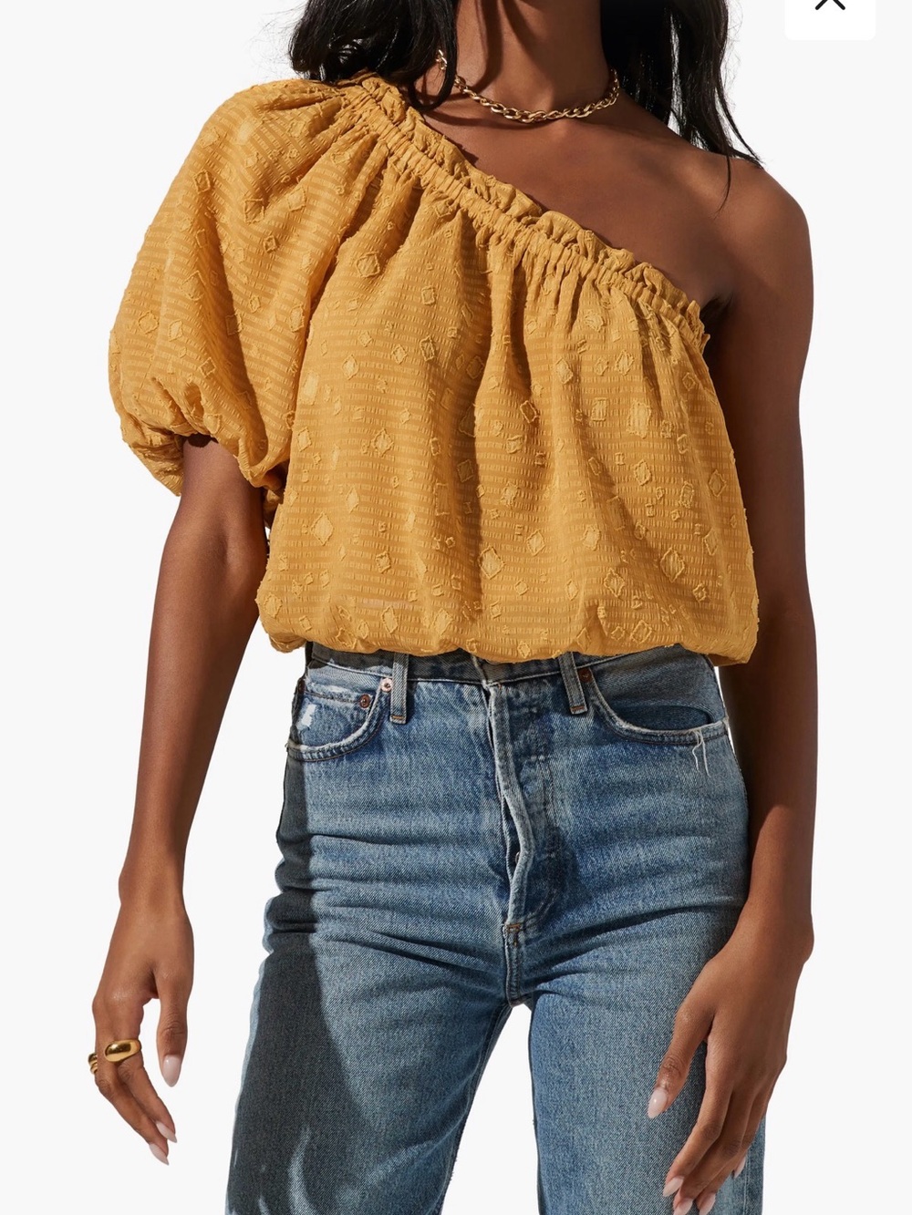 Astr One-Shoulder Puff-Sleeve Top in Mustard